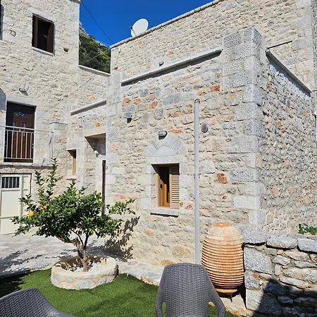Rigas Stone Tower East Mani 3 Apartment Mina Exterior photo