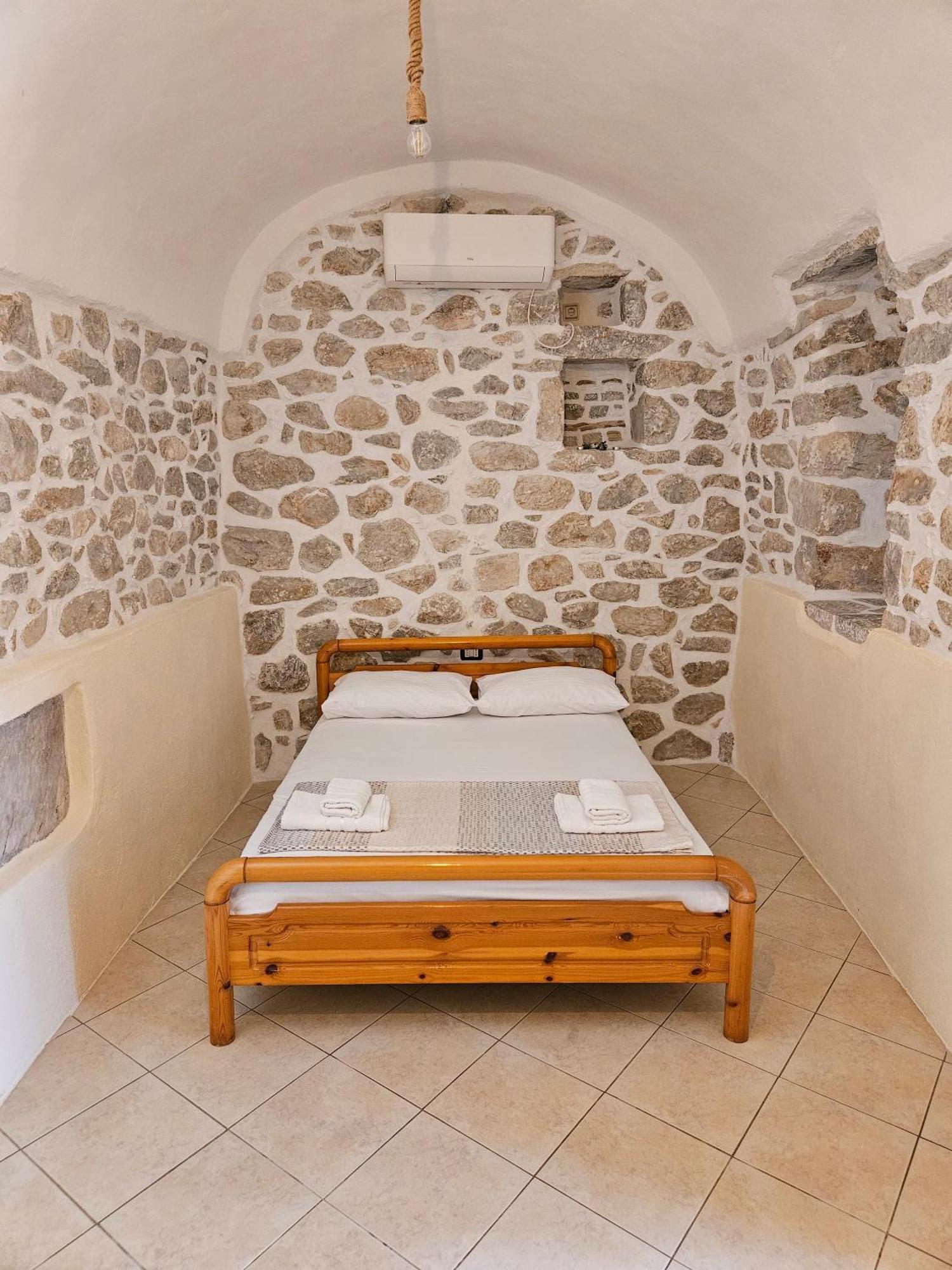 Rigas Stone Tower East Mani 3 Apartment