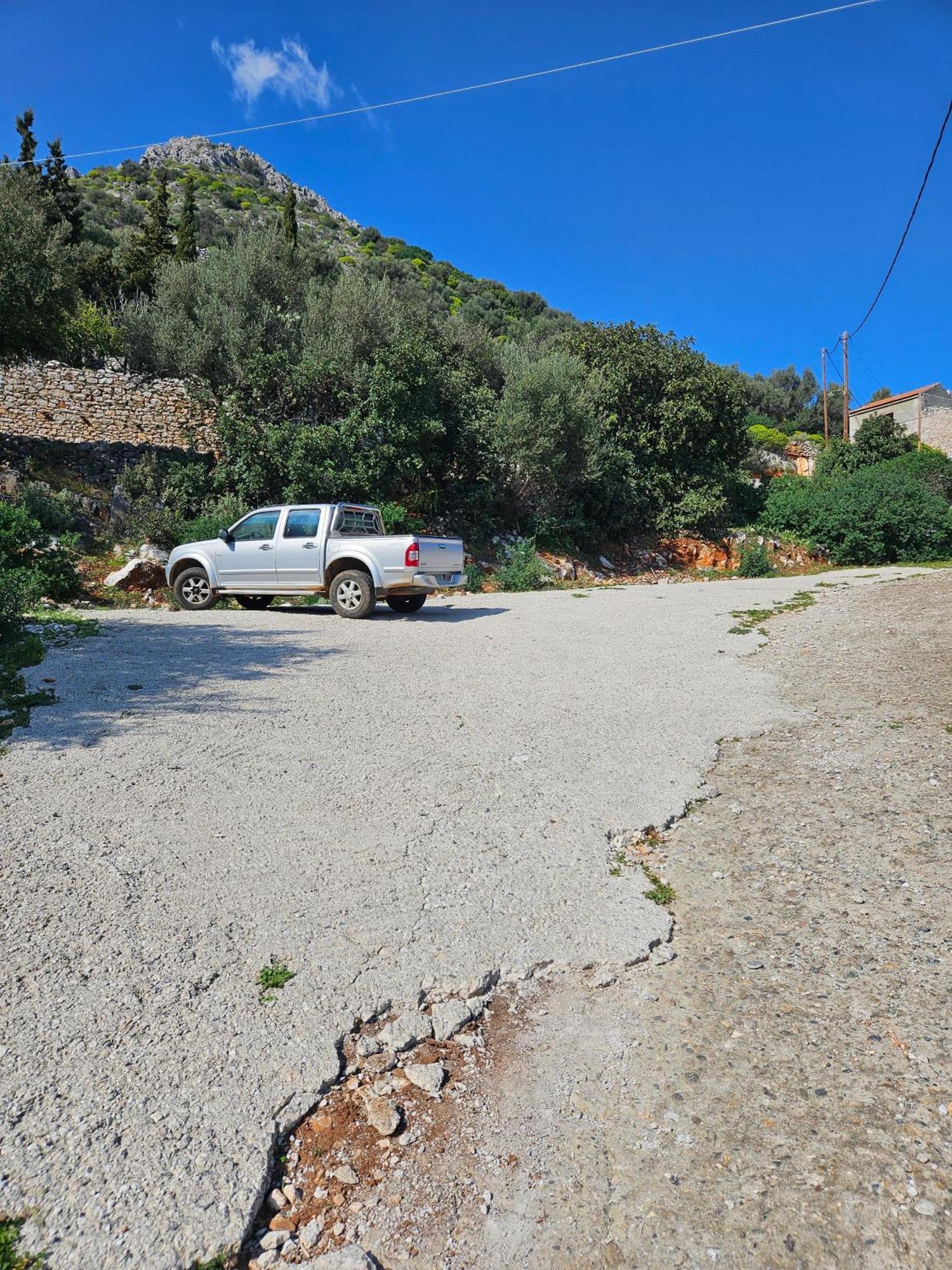 Rigas Stone Tower East Mani 3 *